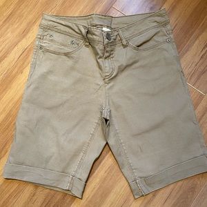 Woman’s denim shorts by Faded Glory. Tan size 4.